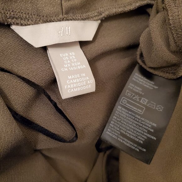 H&M Women’s Khaki Green Dolman Sleeve V-Neck Midi Shift Dress - XS - Picture 9 of 12